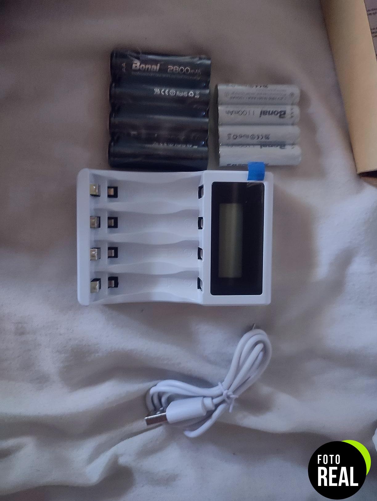 bonai-cargador-pilas-recargables-4slots-2800mAh-foto-3