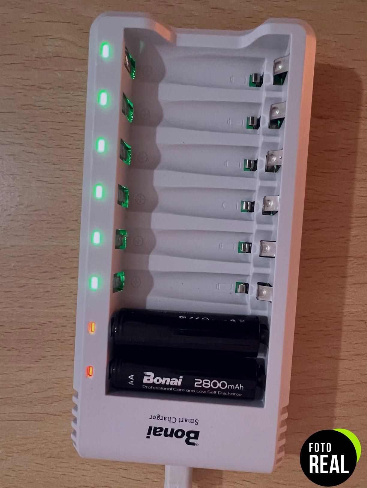 bonai-cargador-pilas-recargables-8-piezas-foto-1